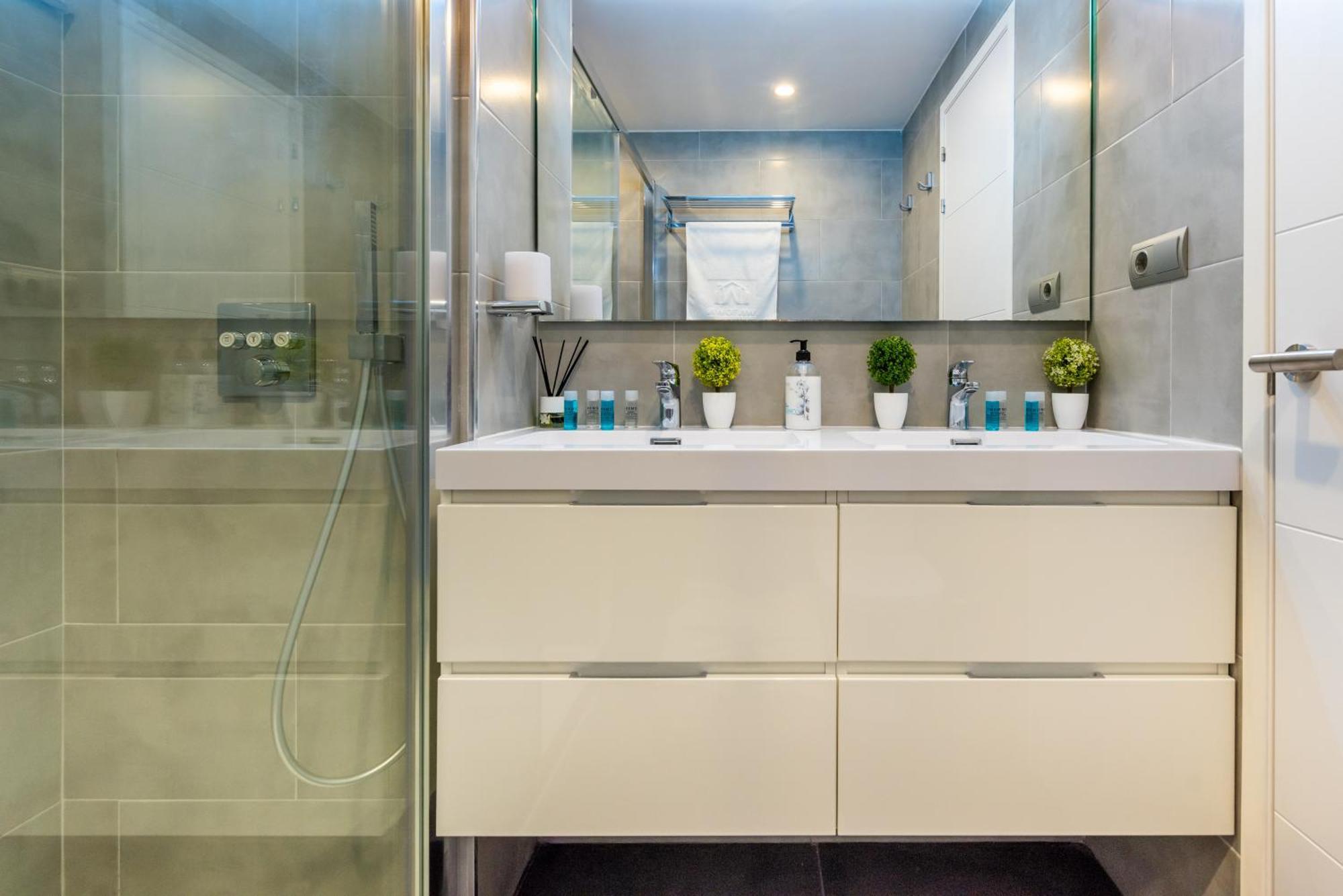 Wintowinrentals Executive Apt In Ocean House Complex Torremolinos Eksteriør billede