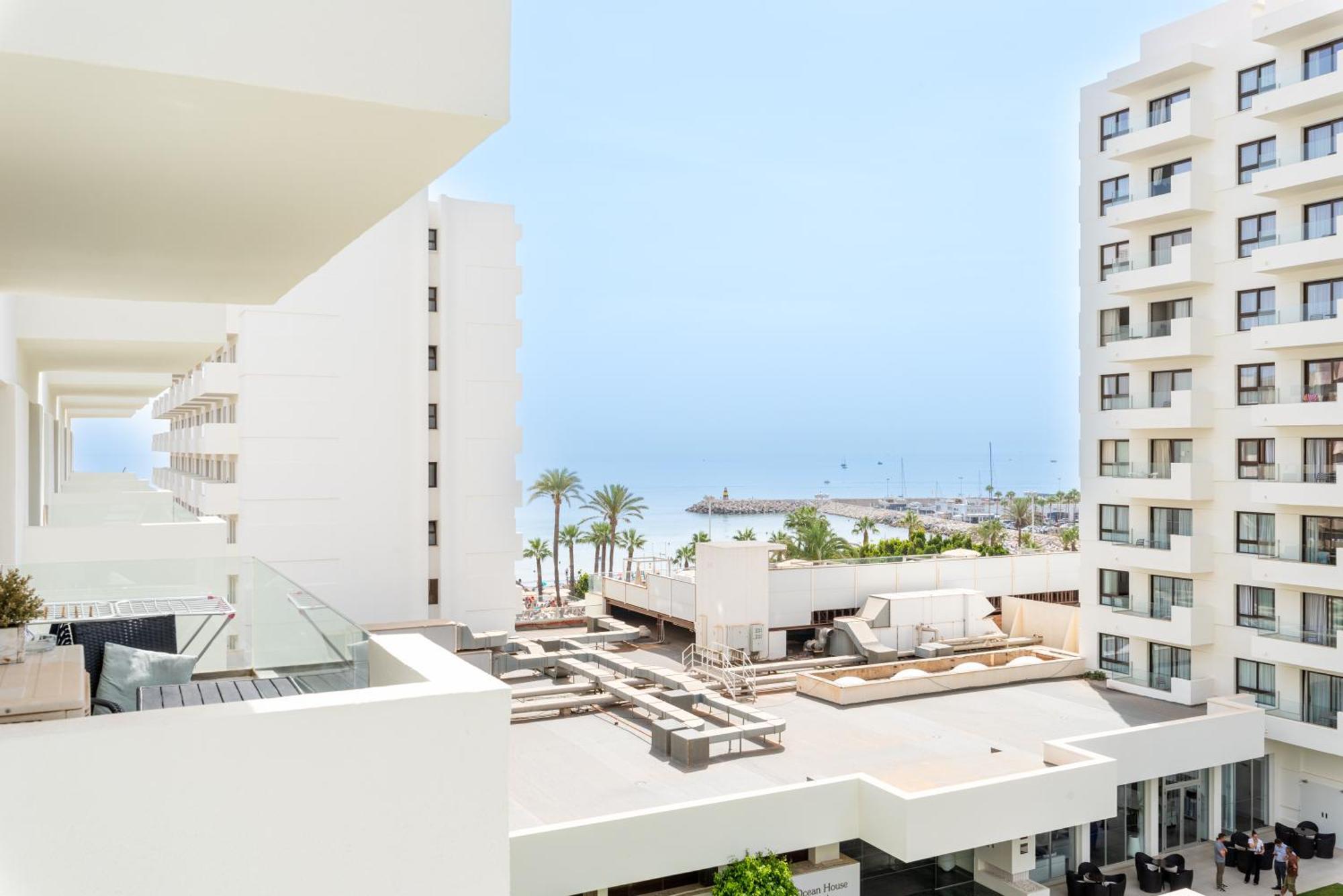 Wintowinrentals Executive Apt In Ocean House Complex Torremolinos Eksteriør billede