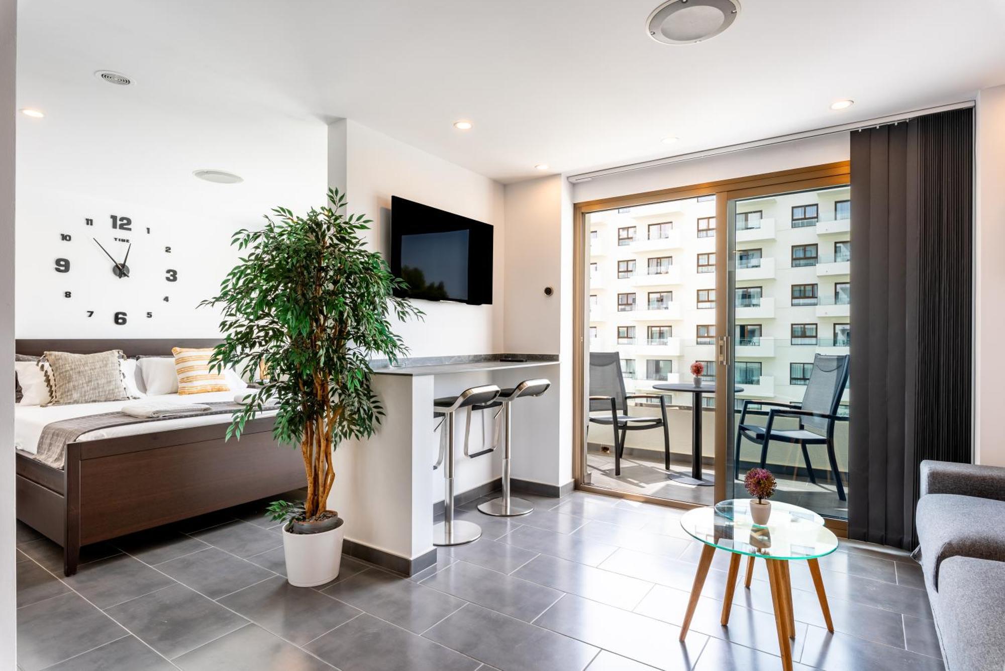 Wintowinrentals Executive Apt In Ocean House Complex Torremolinos Eksteriør billede